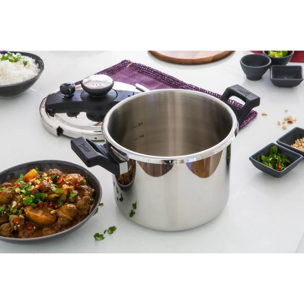 Prestige Twist ‘n’ Lock Induction Pressure Cooker in Stainless Steel 6L | Napev UK